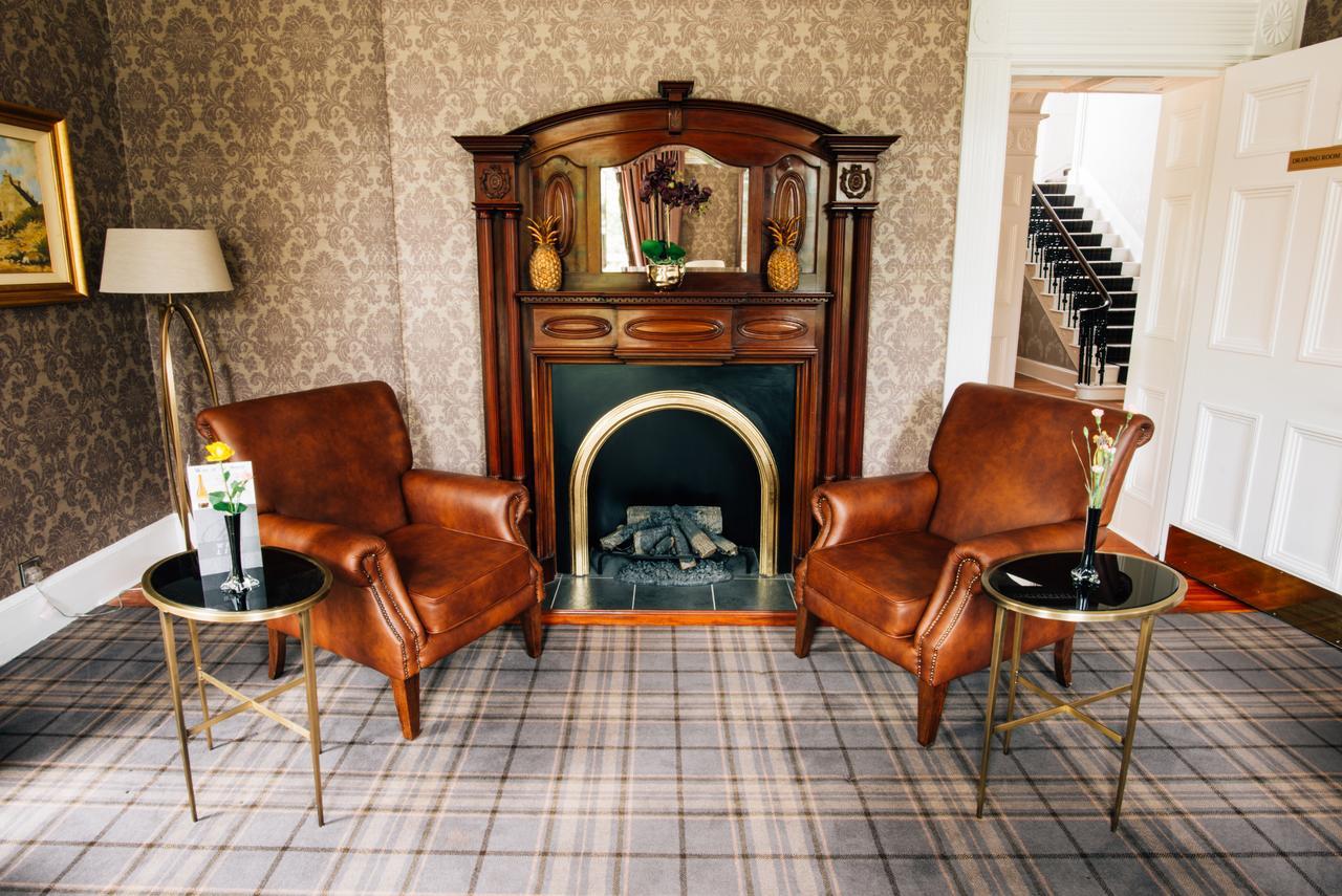Belmont House Hotel Банбридж Екстериор снимка